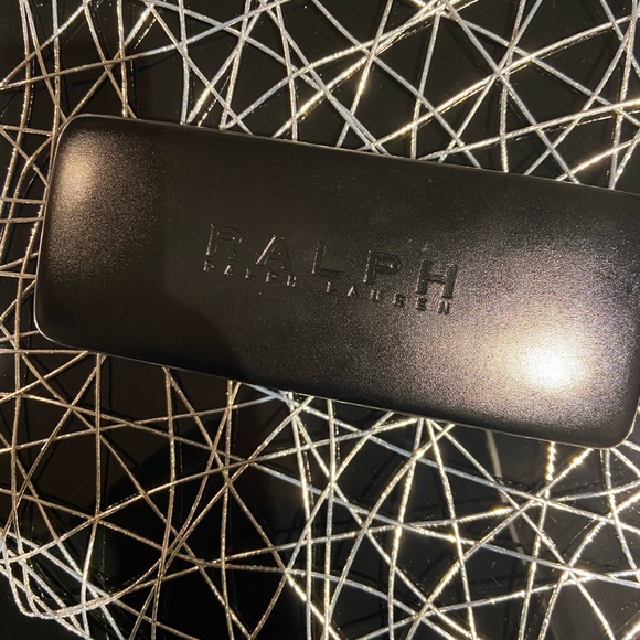 Ralph Lauren burgundy opal shades! Great condition, barely worn! - Picture 5 of 5